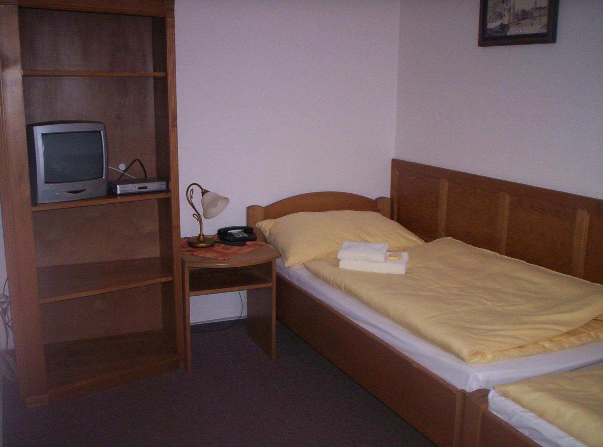 Hotel Krakonos Trutnov Exteriör bild