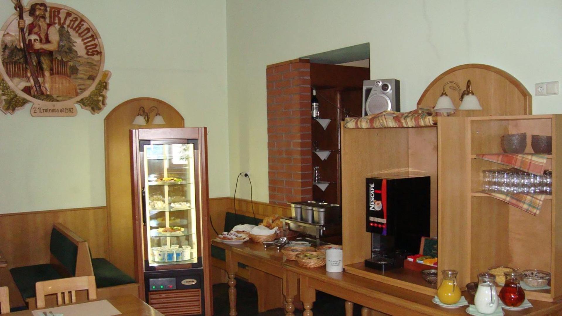 Hotel Krakonos Trutnov Exteriör bild