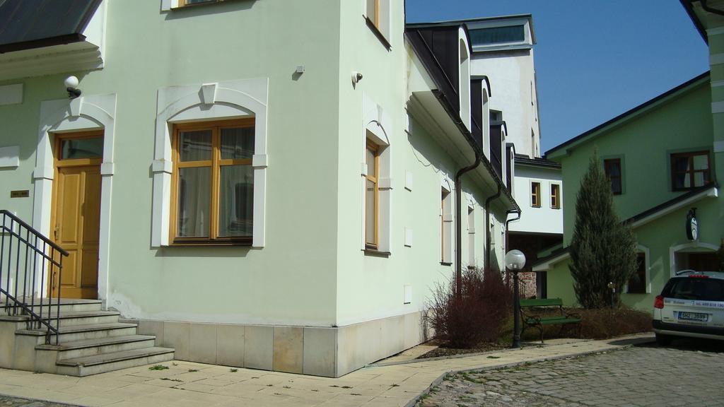Hotel Krakonos Trutnov Exteriör bild