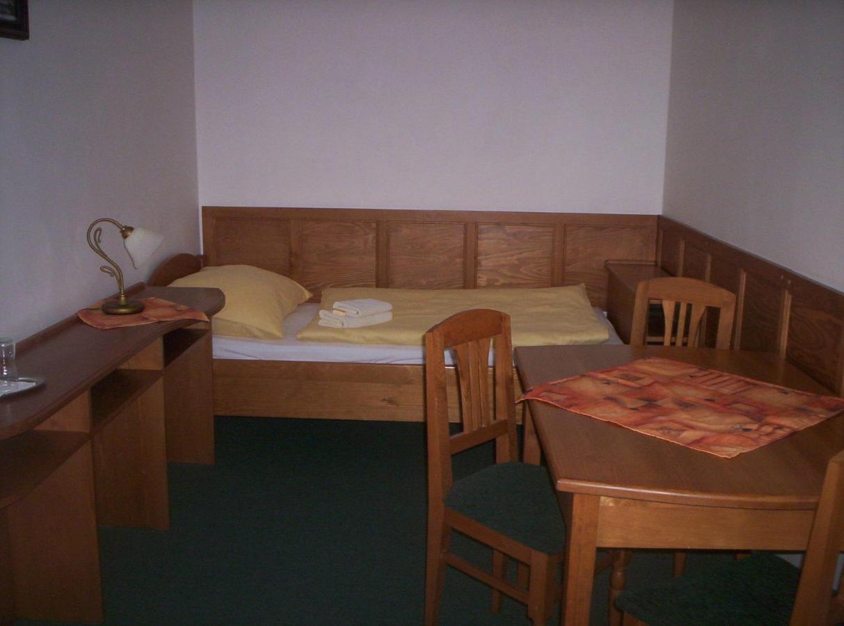 Hotel Krakonos Trutnov Exteriör bild